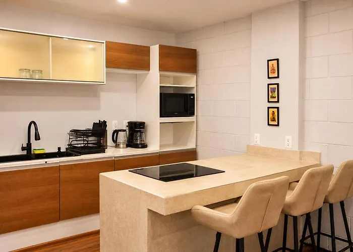 Apartment Roma Norte Jungle Oasis: 2 Units/5br For 14 Guests *